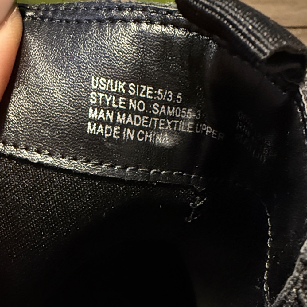 Sam Edelman Black Laguna Chelsea Ankle Boots size 5 Youth girl - Picture 8 of 11